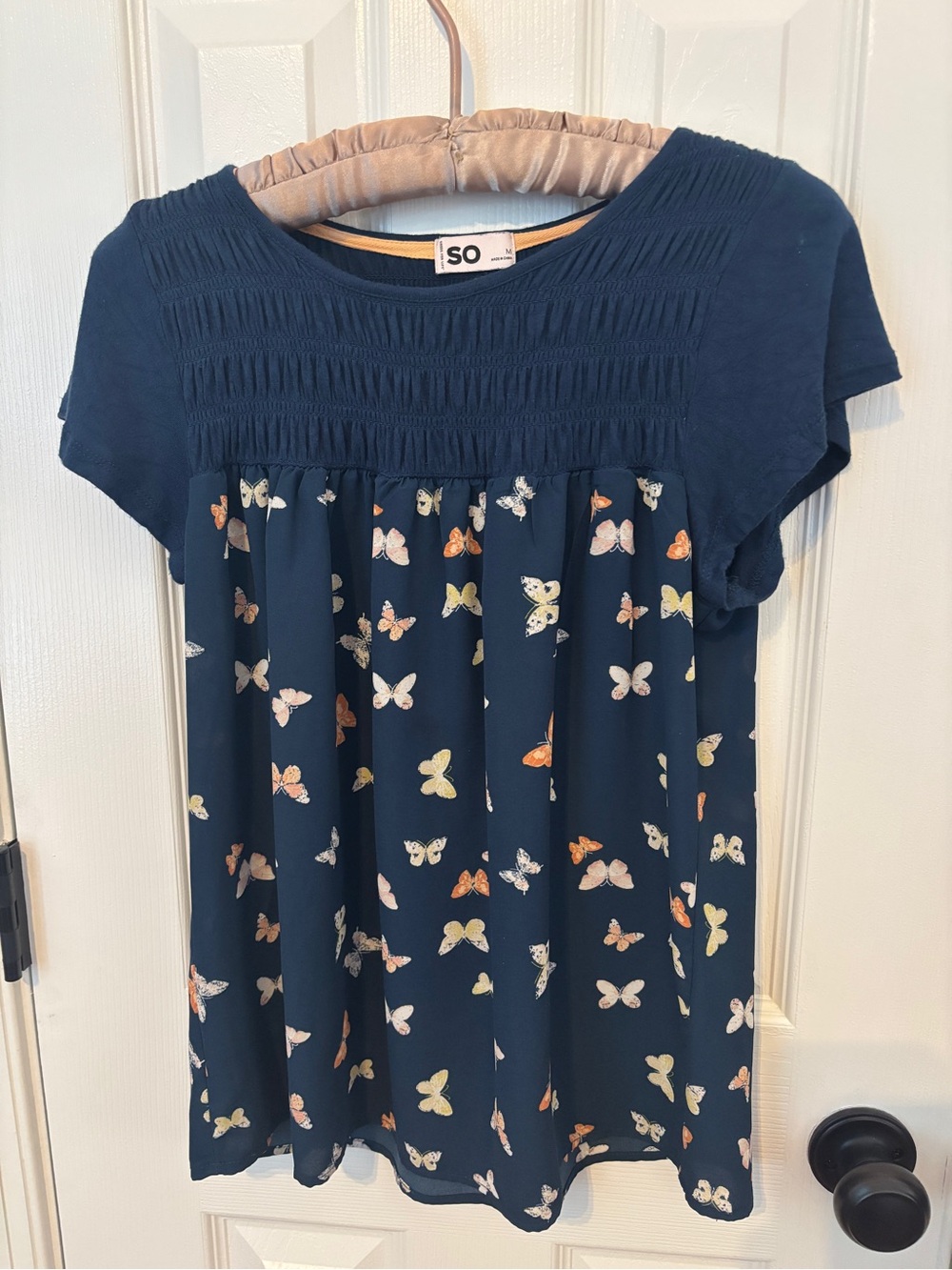 SO Navy Short-Sleeve Dress with Multicolor Butterfly Print Medium